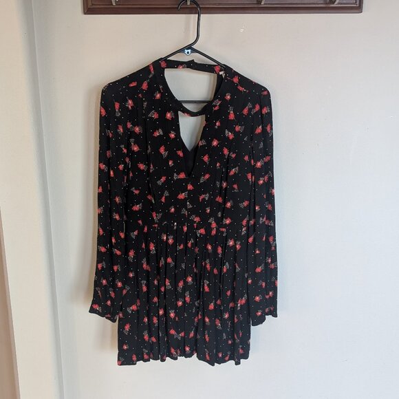 Free People Tegan Floral Mini Dress Size 6  Black & Red Floral Print - Picture 2 of 13